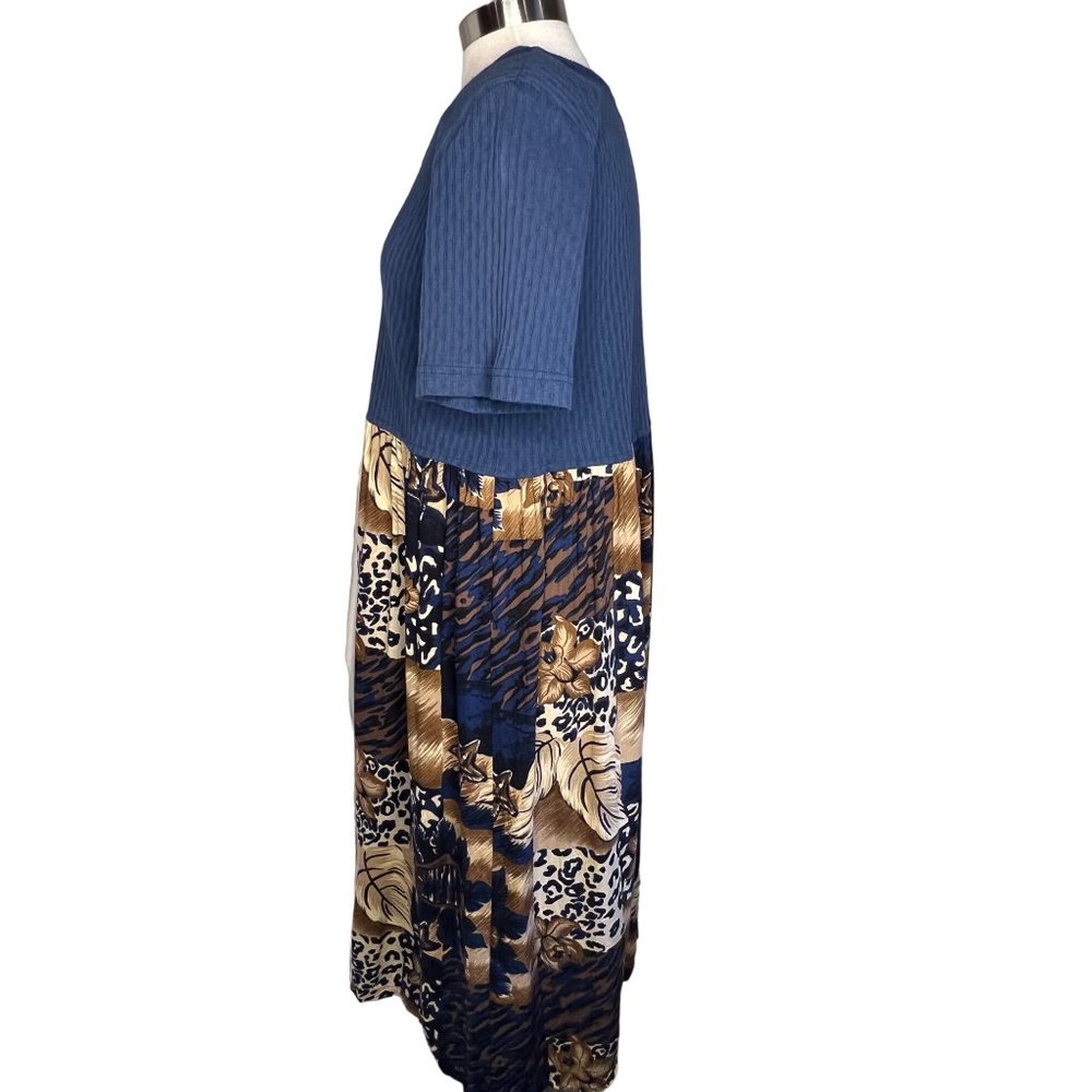 VNT  teddi Women's A Below Knee Length Dress Size Large (not on tag) Short Sleev - Picture 3 of 14
